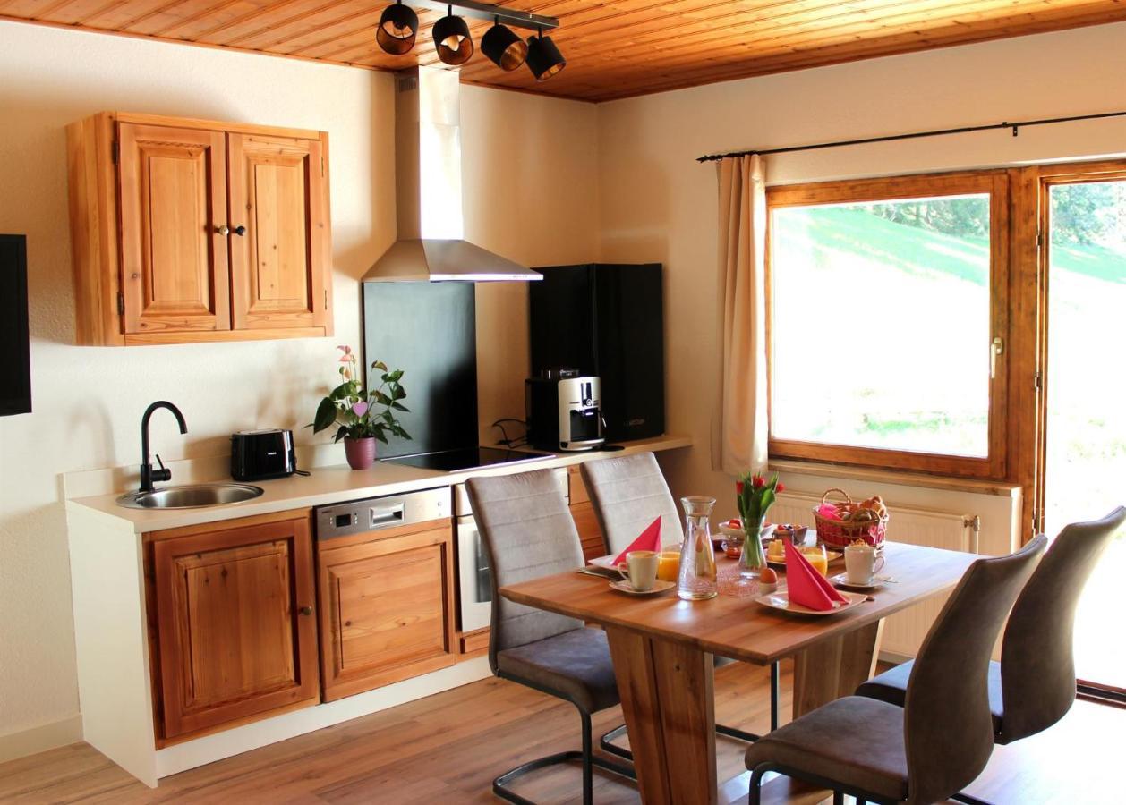 Villa Bischofsberg - Laerchen-Wellness Apartment 윈디슈가르스텐 외부 사진